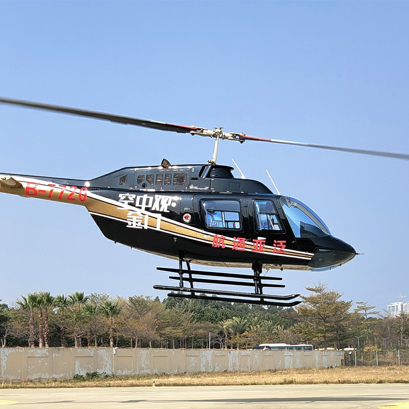 厦门厦金湾直升机观光俯瞰鼓浪屿